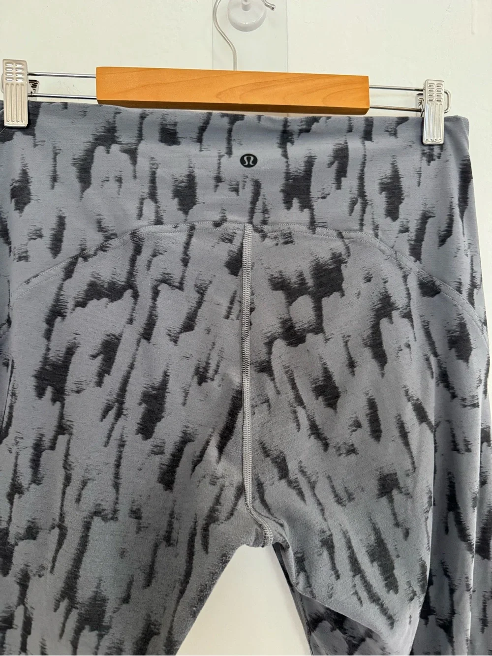 Lululemon InStill High-Rise Tight 25